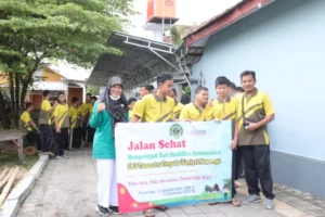 Panti Asuhan Tunanetra Aisyiyah Menggelar Jalan Sehat
