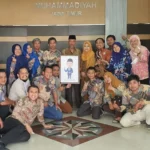 Saad Ibrahim Pamitan pada Karyawan Kantor PWM Jatim, Dapat Kejutan Ini