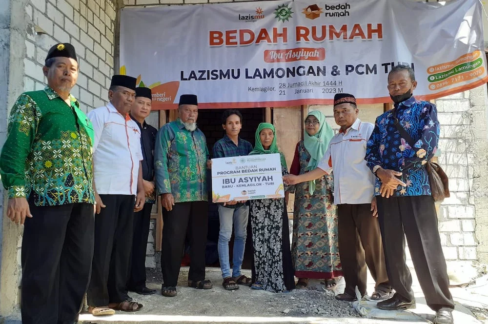 Rumah Warganya Dibedah Lazismu, Kepala Desa Ini Ditantang Mendirikan PRM
