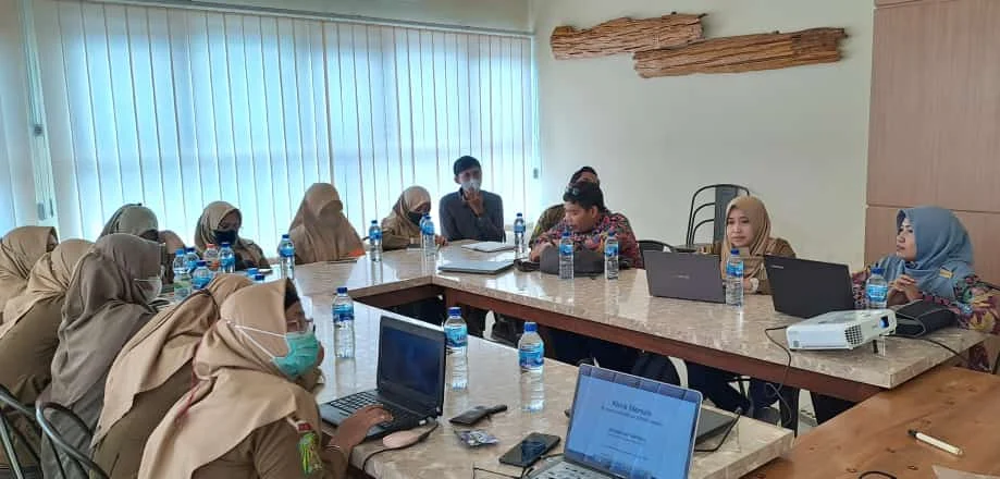 Deep Talk, Cara SDMM Mempertajam Keterampilan Menulis Guru