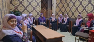 Kisah Mengejar Foto Eksklusif Rapat 11 Anggota PWA Jatim