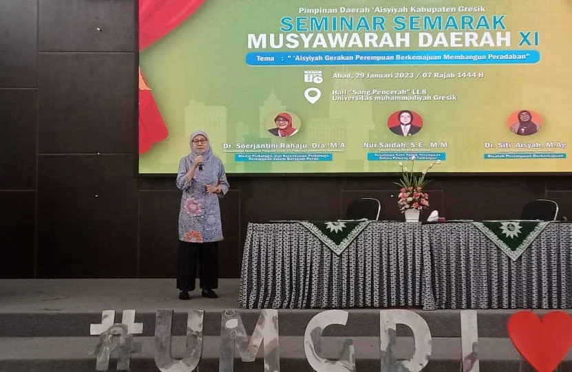Peran Ganda Wanita: Saat Terpuruk Jangan Lama-Lama