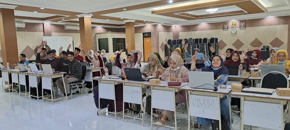 Guru Prakarya Smamda pun Jadi Jurnalis