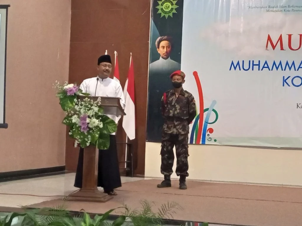 Gus Ipul Membangun Kota Pasuruan antara Toilet dengan Makam