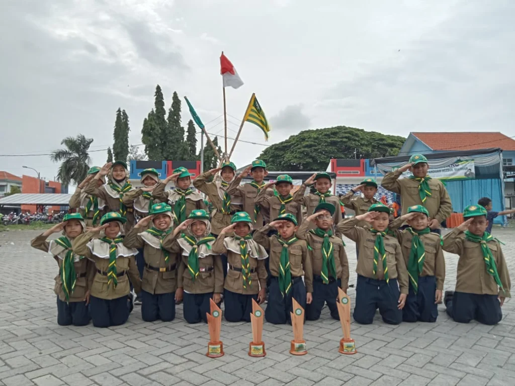SDMM Bawa 4 Piala dari Ceria Pandu Athfal