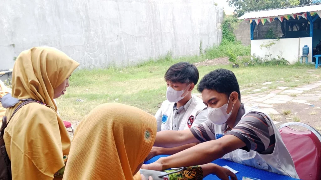 IPM dan Siswa Passion Smamsatu Belajar Pengabdian Masyarakat