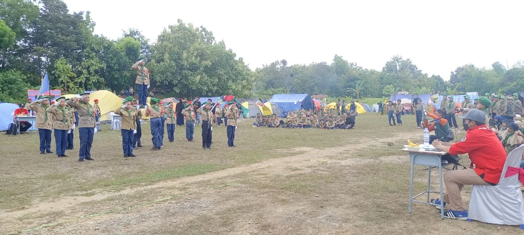 Lomba PBB Konfigurasi Meriahkan Perkemahan HW Gresik