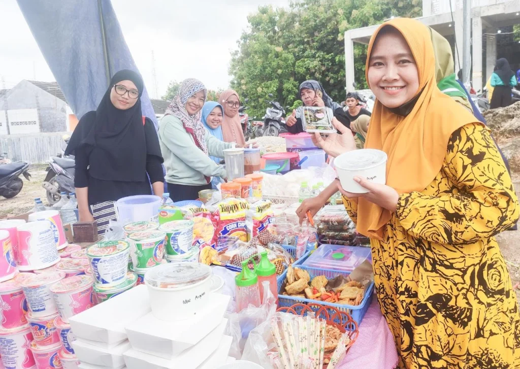 Bazar Aisyiyah di Perkemahan HW Hasilnya untuk Pembangunan Masjid