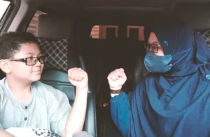 Orangtua Juga Belajar Cara Viralkan Berita Anaknya