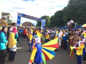 10 Ribu Warga Muhammadiyah Jember Pawai Taaruf Musyda