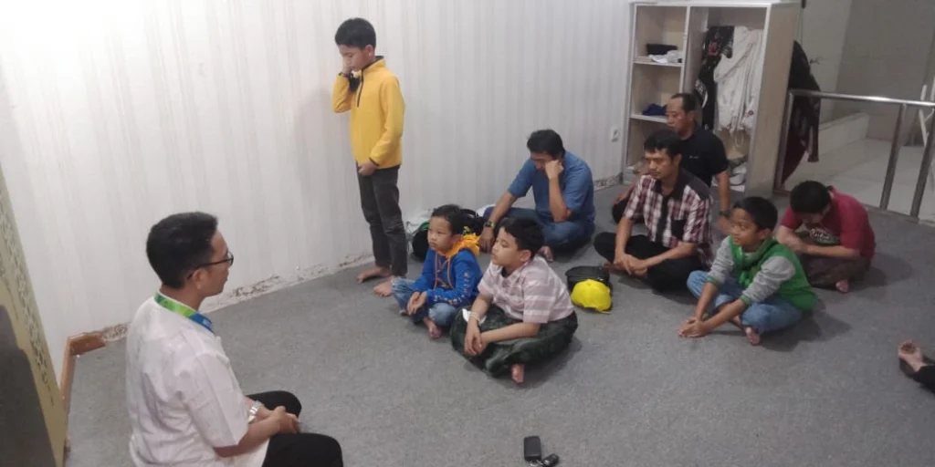 Shalat Jumat Darurat di Bandara, Begini Pesan Khatib