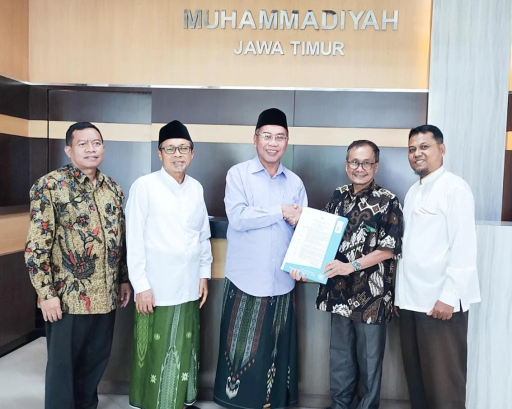 Dua Majelis dan Satu Lembaga PWM Jatim Serah Terima Jabatan, Susunan Personalia Klik di Sini