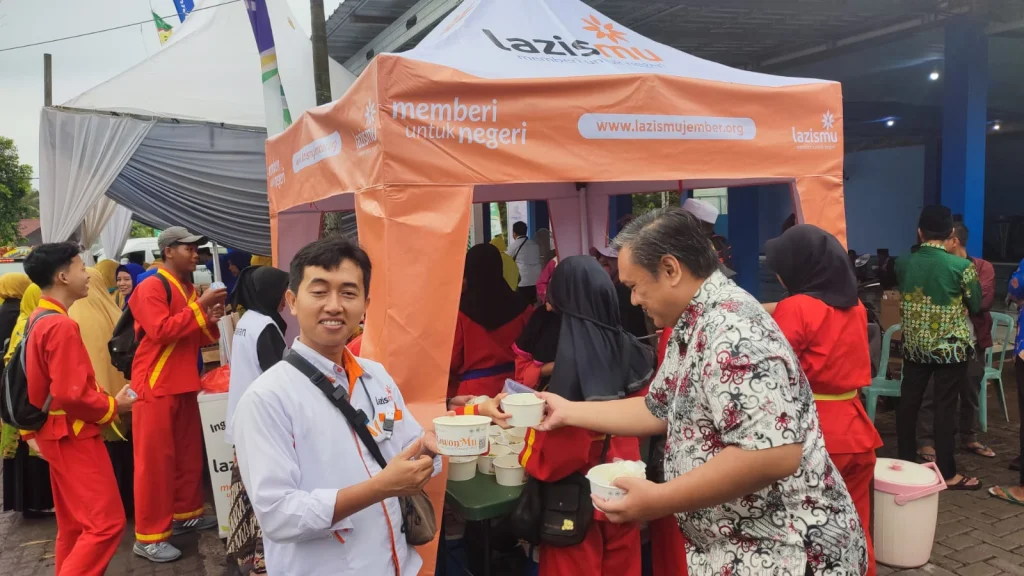 Beda, di Musyda Jember Lazismu Siapkan Menu Rawon