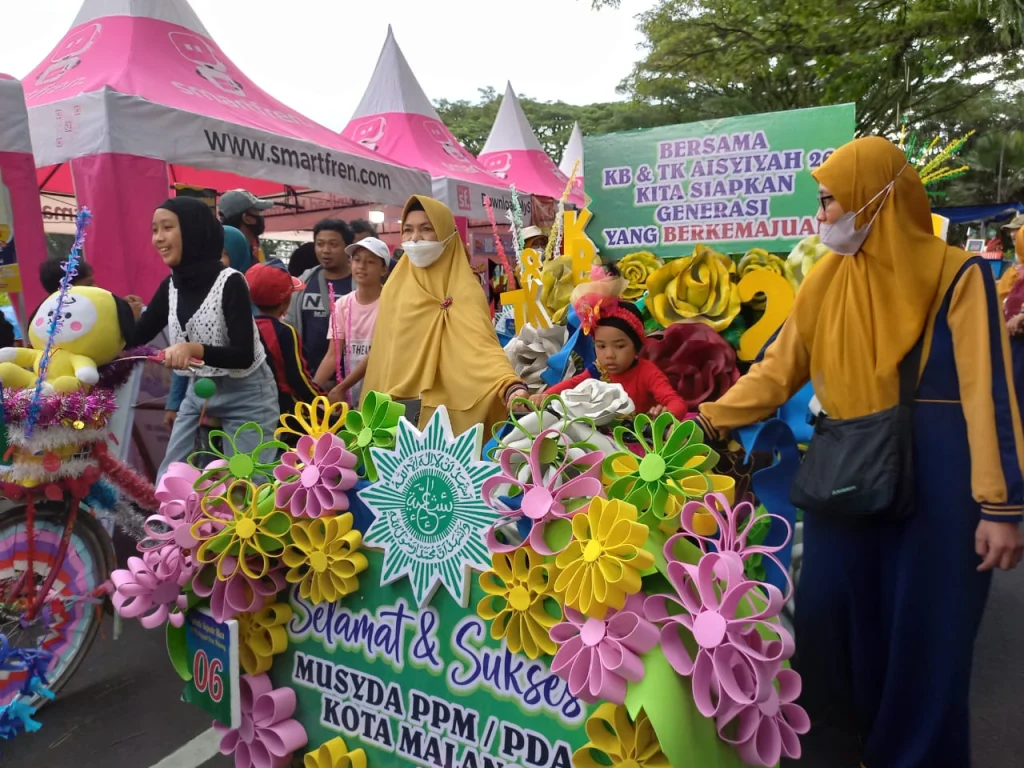 200 Stand UMKM 650 Peserta Parade Meriahkan Festival Heritage Pramusyda Malang