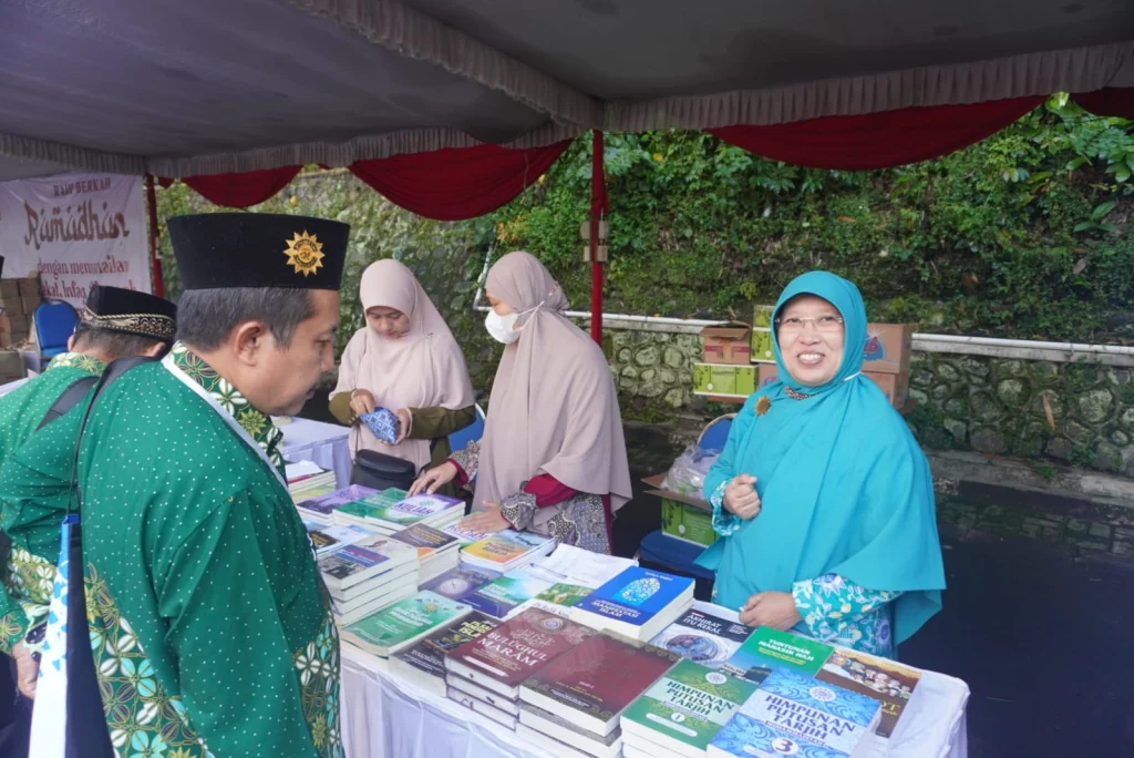 Tradisi Nadjib Hamid yang Bertahan di Kajian Ramadhan