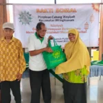 Aisyiyiah Wringinanom Berbagi 173 Paket Sembako untuk Dhuafa