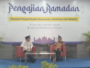 Kalau Ingin Dimuliakan Allah Akrabi Al-Quran