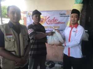 400 Paket Kado Ramadhan Lazismu Tulungagung untuk Tiga Kecamatan