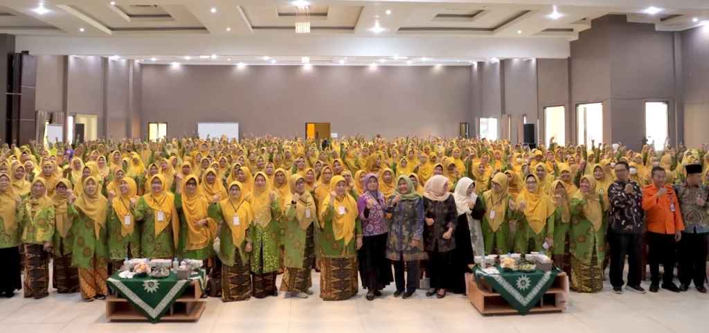 Diberi Amanah 100 Juta, Aisyiyah Akan Mengubahnya Jadi 1 Miliar