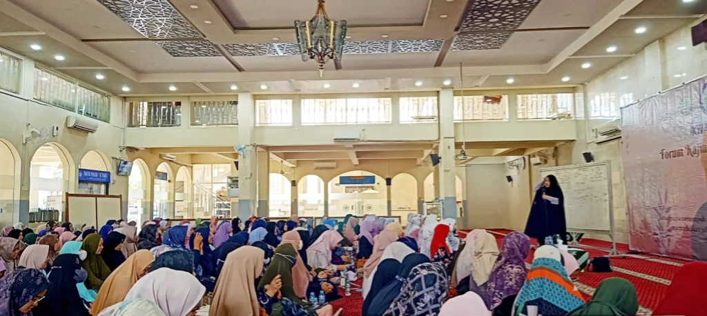 Meraih Surga dengan Sabar dan Syukur