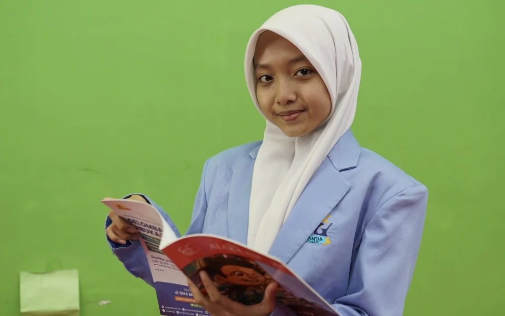 Siswa Smamda Sidoarjo Wakil Indonesia di SYC Singapura