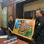 Cenderamata Kaligrafi SMPM Jipat Punya Makna Mendalam