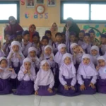 SD Mukrida Guest Teacher di TK Rachman Cendekia 