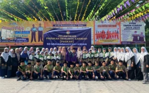33 Anggota Pasukan Akhlakul Karimah SD Sakri Dilantik