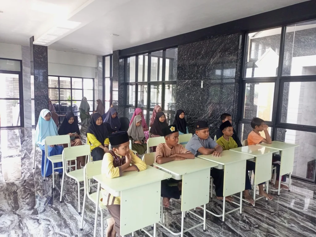 Liburan, Ponpes Babussalam Socah Adakan Short Boarding Class