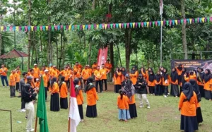 Rintik Hujan Iringi Famgath Alumni Posmuba di Wonosalam