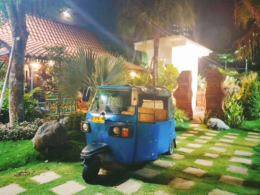 Waroeng Kae Sajikan Kuliner Khas Gresik Utara