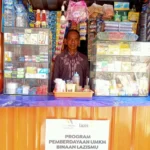 Rombong Bantuan Lazismu Membuat Marbot Masjid Ini Bisa Berjualan dengan Nyaman