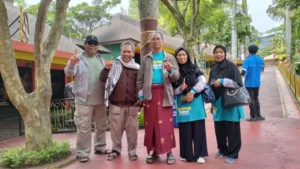 Reuni Kejutan di Tengah Wisata Keluarga Besar Al-Ishlah