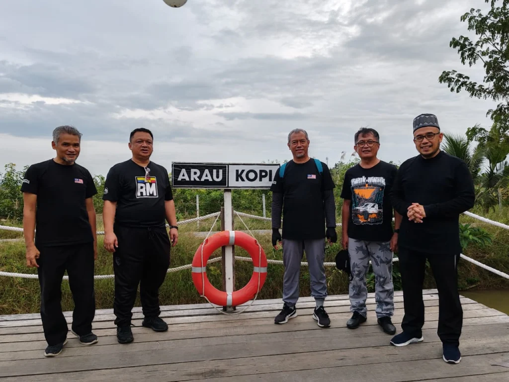 Rektor UMAM Mengikuti Kayuhan Sepeda bersama Raja Muda Perlis