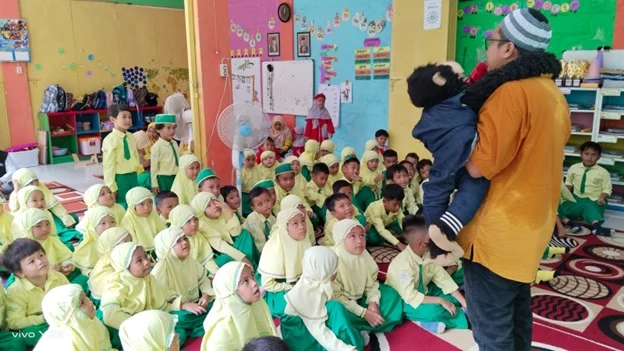 Road Show Sedekah Dongeng Kunjungi TK Aisyiyah 41 Menganti 