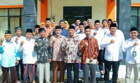 Menko PMK Kunjungi Dua Ponpes Muhammadiyah di Paciran