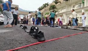 Ketika Sepatu, Dompet, hingga Kunci Ikut Outbound PCM Sidoarjo