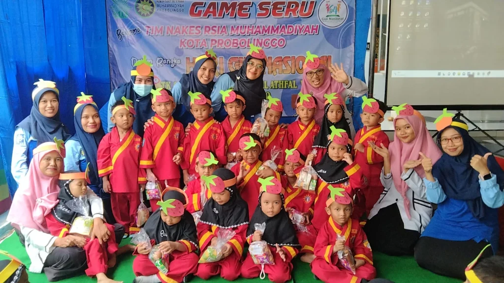 RSIA Muhammadiyah Edukasi Makanan Sehat TK dan KB Aisyiyah V Kota Probolinggo