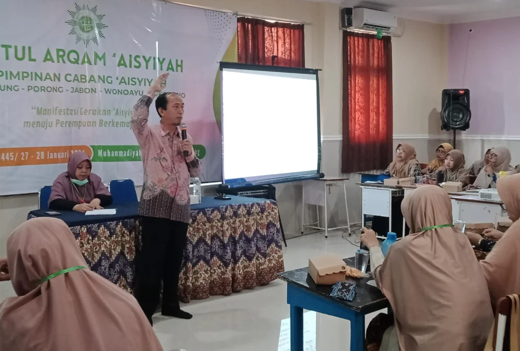 Menjadi Pemimpin Itu Harus Memiliki Komitmen Tinggi