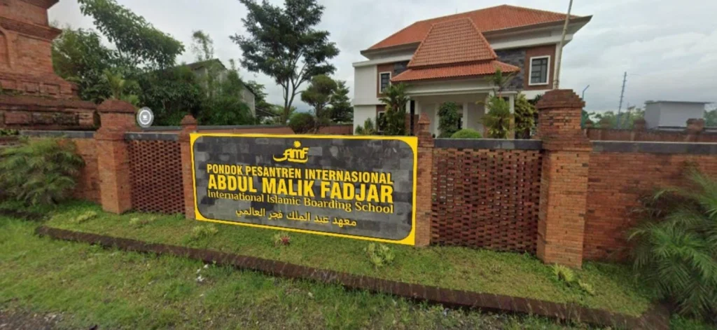 Muhammadiyah Jatim Dirikan Pondok Pesantren Internasional Abdul Malik Fadjar