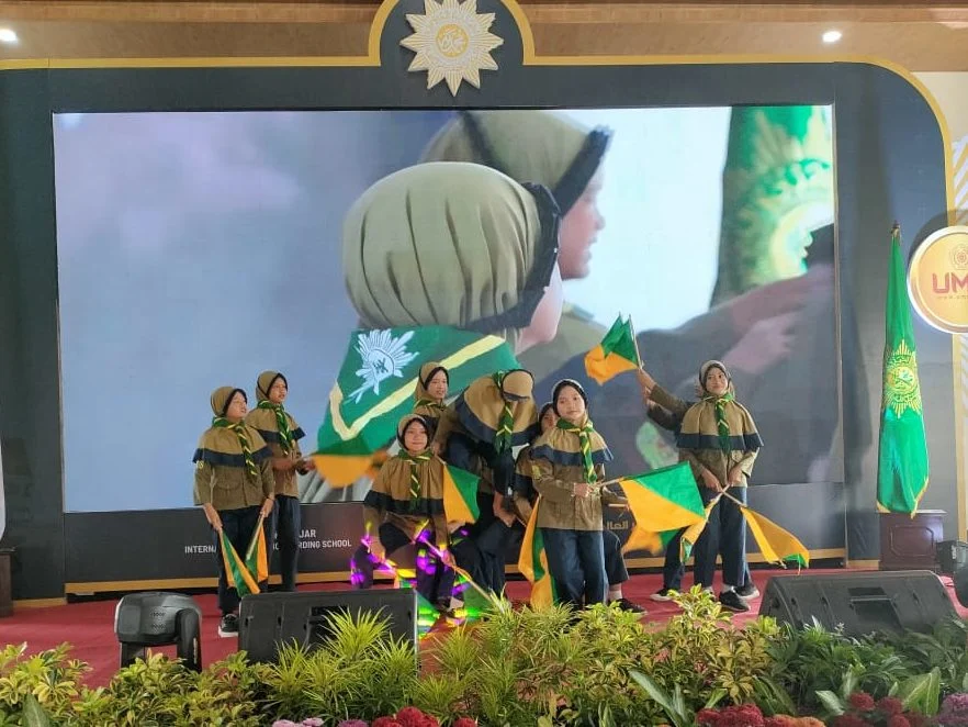 Kabilah HW SDM 3 As-Salam Atraksi Semaphore di Peresmian PPI AMF