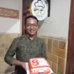 Kontributor PWMU.CO Sendangagung Siapkan Kue Tar Spesial