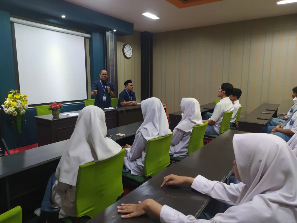 20 Siswa Smamda Sidoarjo Melaju ke Lomba KIR Nasional dan Internasional 