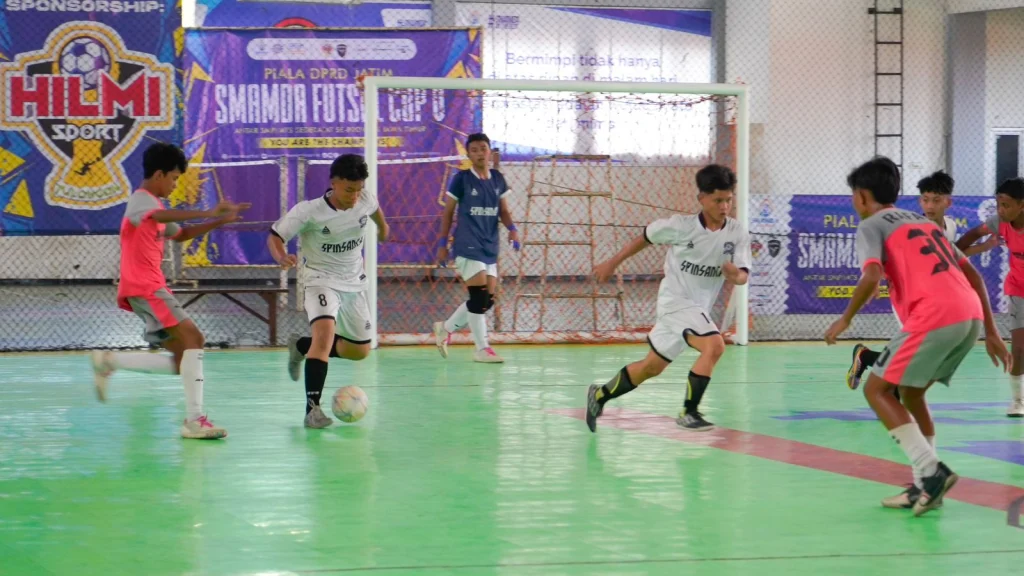 Adu Strategi dan Penalti di Perempat Final Smamda Futsal Cup V 