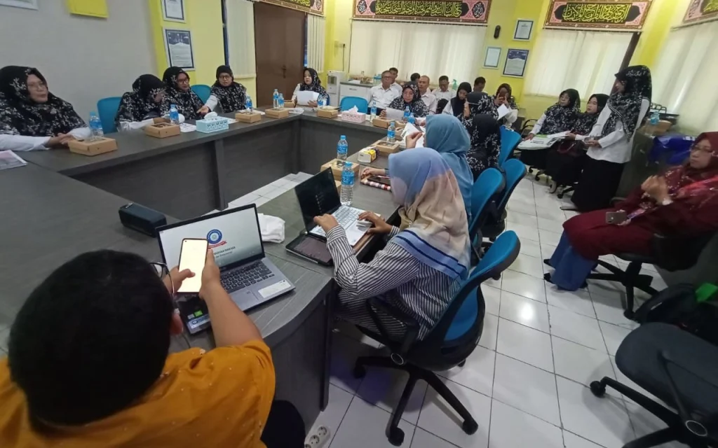 SDMM Dikunjungi Guru-Guru UPT SD Negeri 14 Gresik