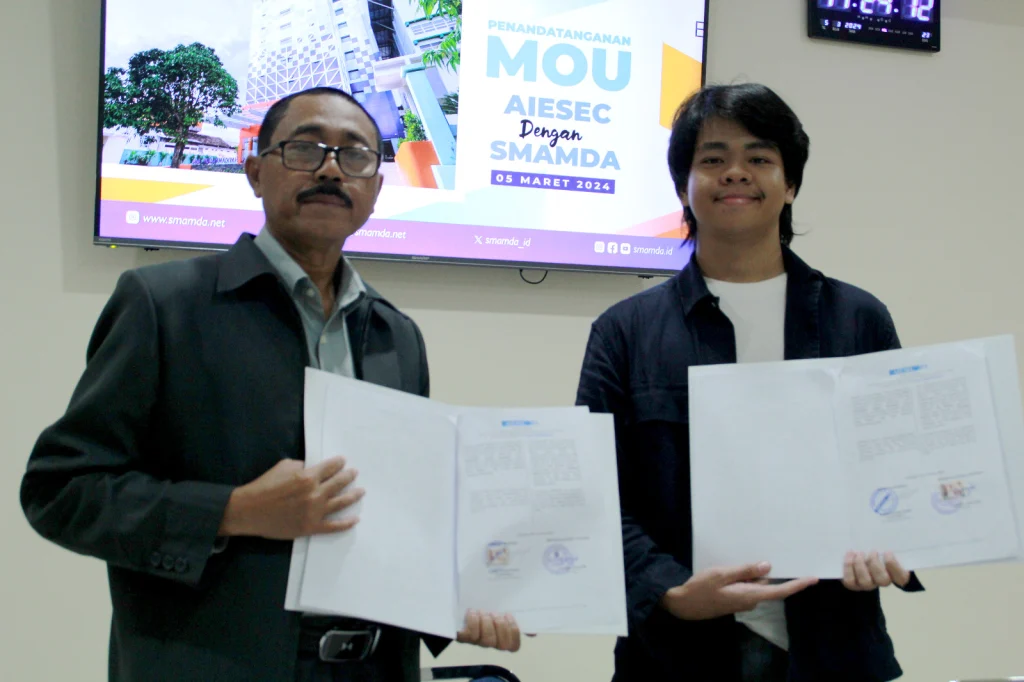 Smamda Surabaya Kembali Teken MoU dengan AIESEC