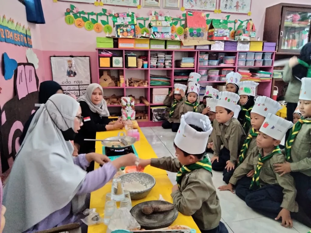 Seru dan Sarat Makna, P5 di Kelompok B2 TK Aisyiyah IV Kota Probolinggo