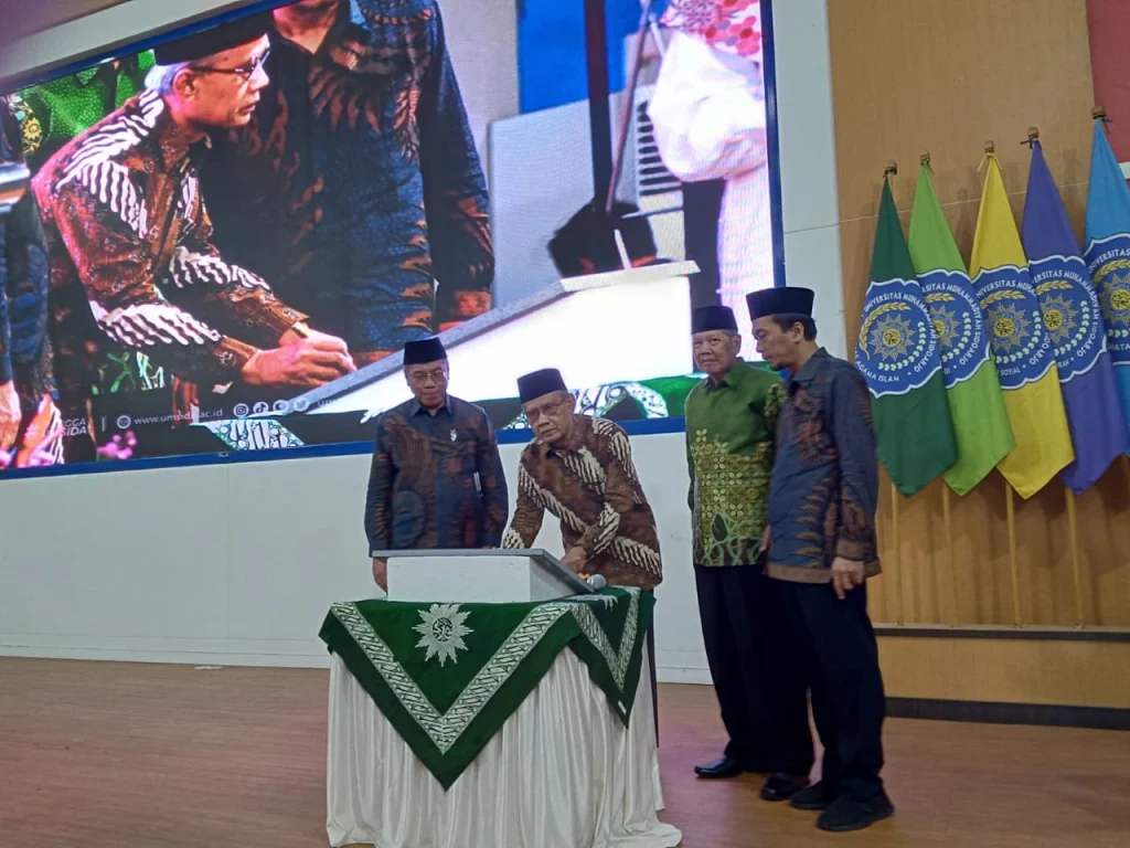 Haedar Nashir Resmikan GKB 7 Umsida