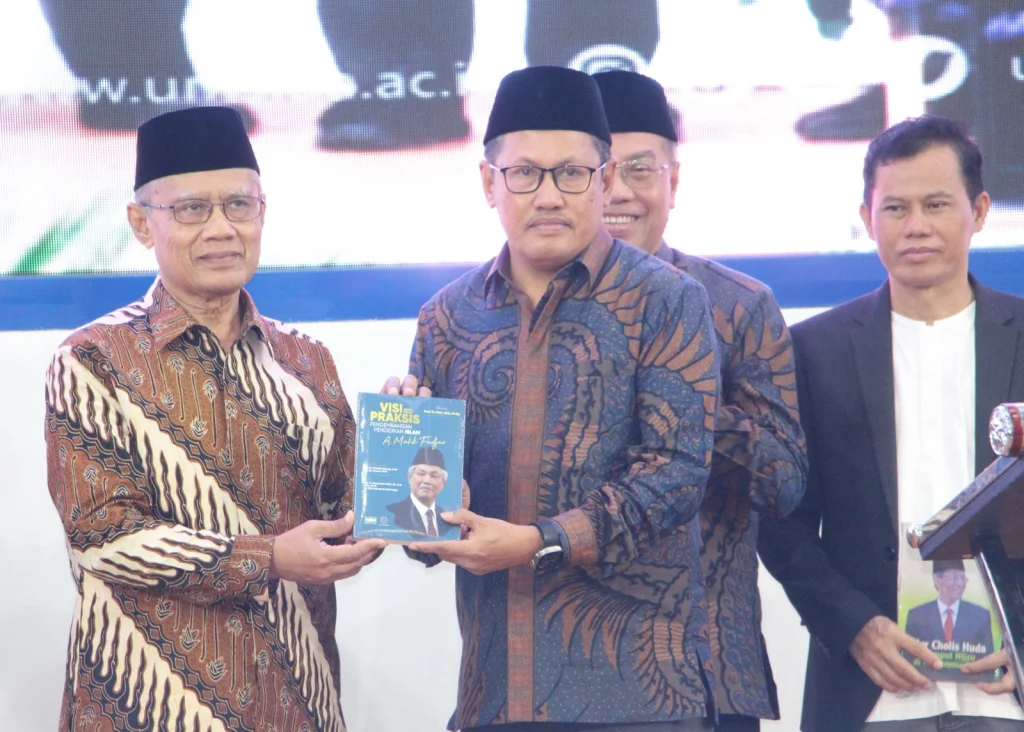 Dua Buku tentang Abdul Malik Fadjar Diluncurkan