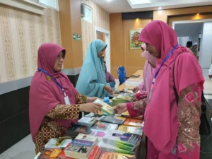 Stan Keluarga Nadjib Hamid Bangkitkan Kenangan Peserta Kajian Ramadhan